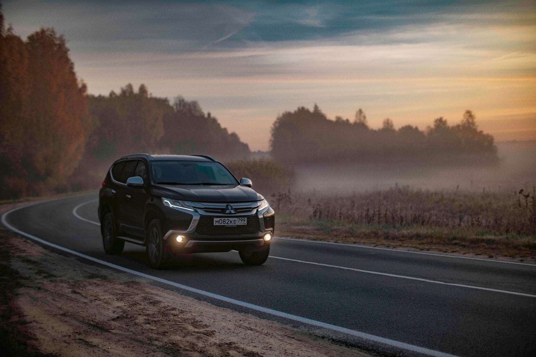 Luces del auto: cuáles hay que encender con niebla y las recomendaciones  para circular - LA NACION